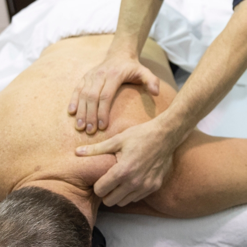 registered-massage-therapy-move-to-move-physiotherapy-Calgary-AB